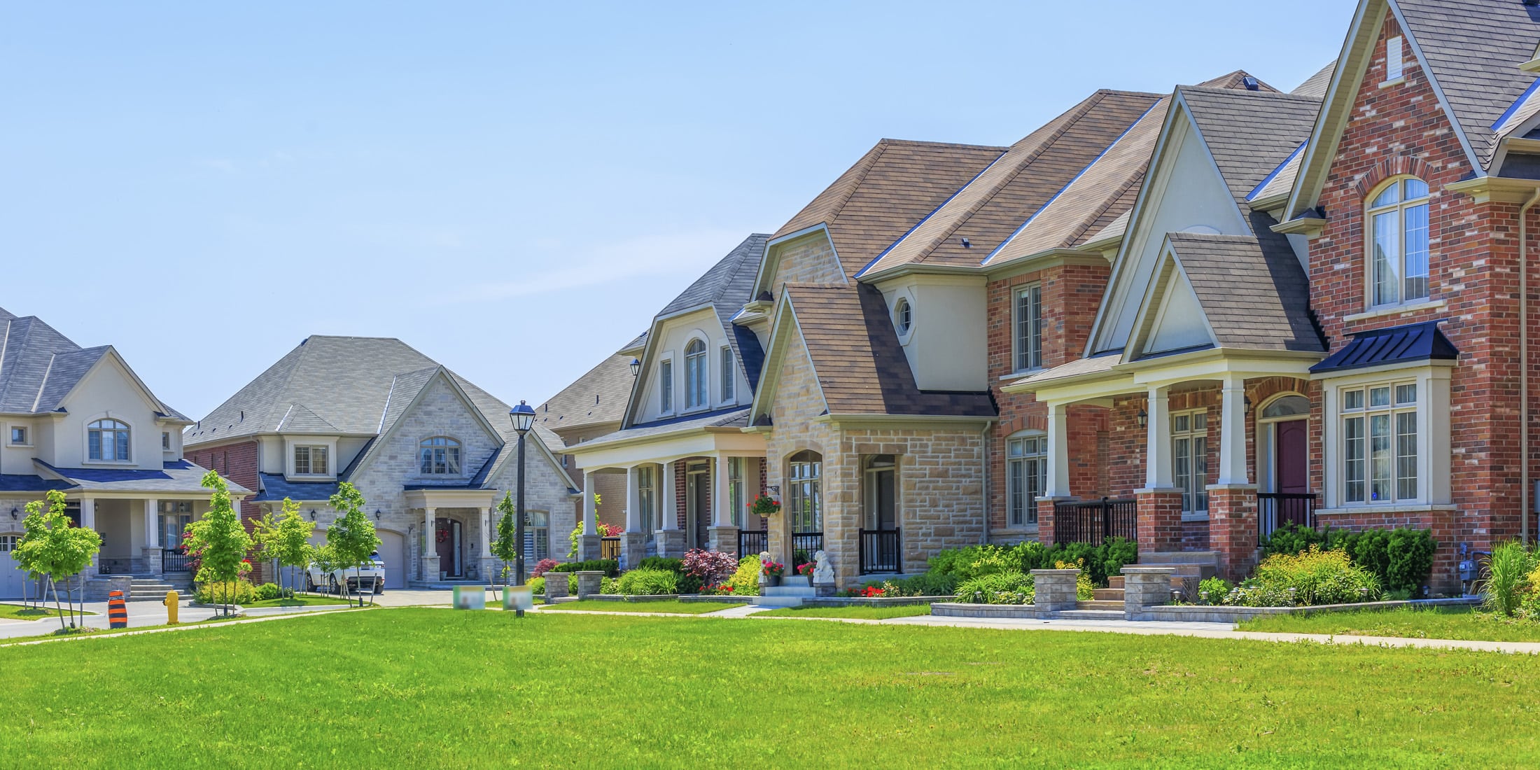 Row of new build homes in a suburban GTA community